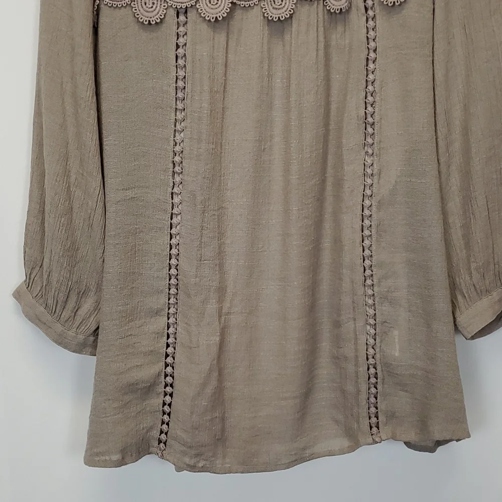 Fig & Flower Top - Size Medium.